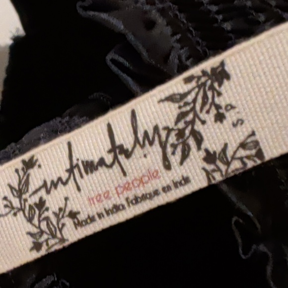 FREE PEOPLE black smocked tank top - size small - Picture 2 of 7